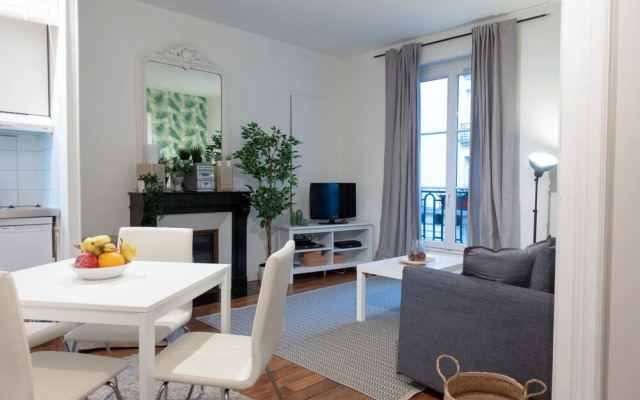 Pelicanstay in Central Paris