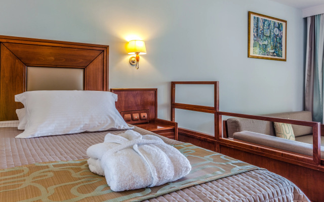 Kipriotis Maris Suites - All Inclusive