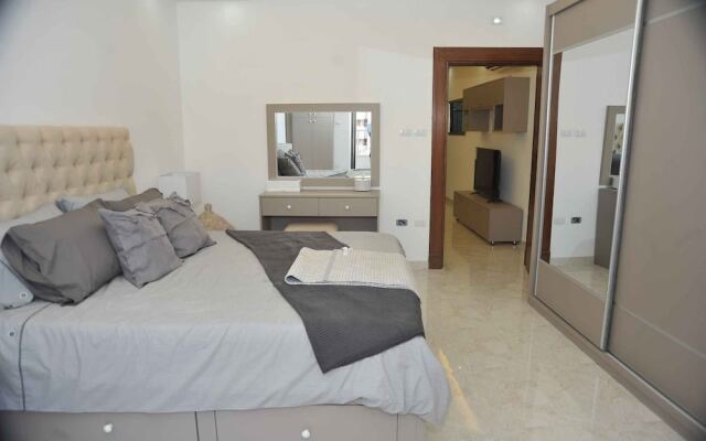 Amazing one Bedroom Apartment in Amman, Elwebdah 4