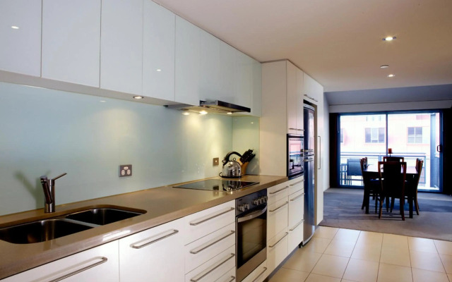 Sullivans Cove Apartments