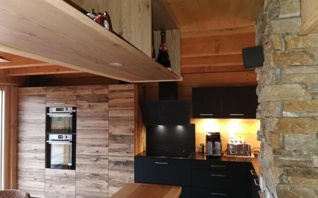 Nouveau Chalet M.META 12 pers sauna,jacuzzi,billard
