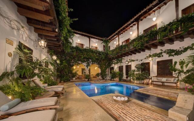 Casa del Arzobispado Hotel