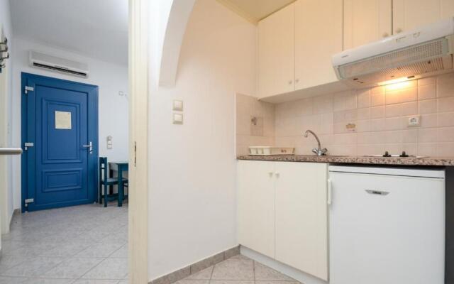 Polemis Studios & Apartments