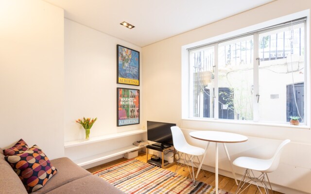 Modern | Central | Private flat