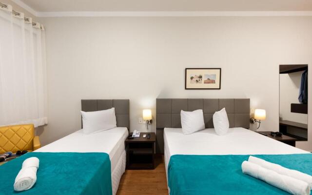 Mural Living Hotel Manaus