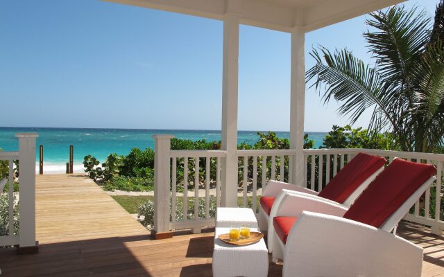 Coral Sands Inn & Cottages