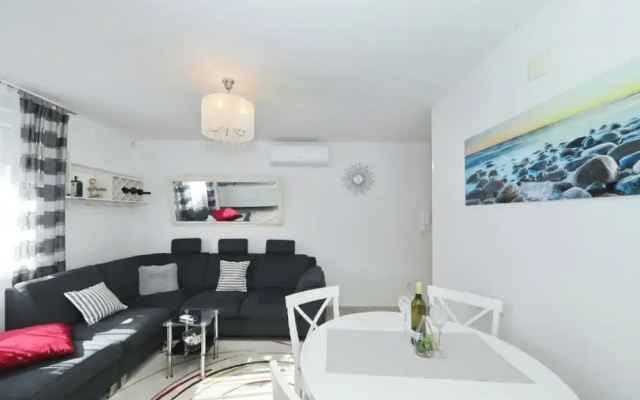 Apartment Donat