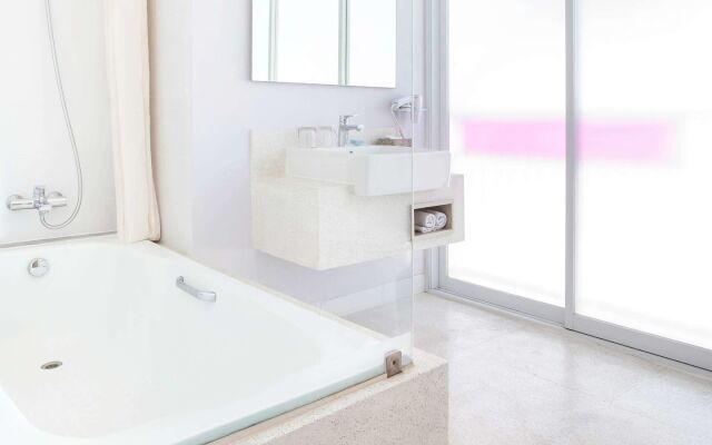 Ibis Styles Bali Benoa