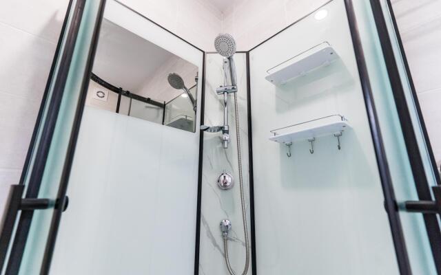 LetoApart on Tamanskaya street 121 building 14