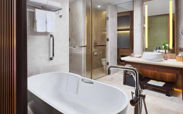 Crowne Plaza Hailing Island by IHG