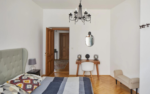 Lavish Apartment in Old Town by Prague Days