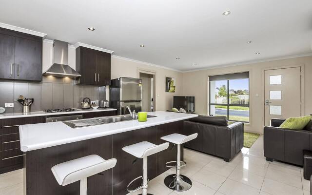 Megan Court Apartments