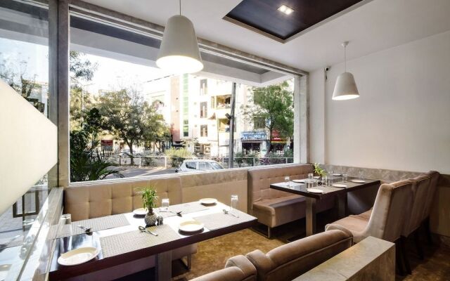 Capital O 26805 Varju Villa