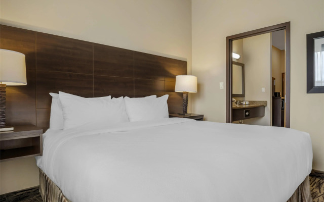 Best Western Plus Bridgewater Hotel & Convention Centre