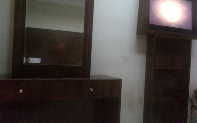 Fal Al Taj Hotel