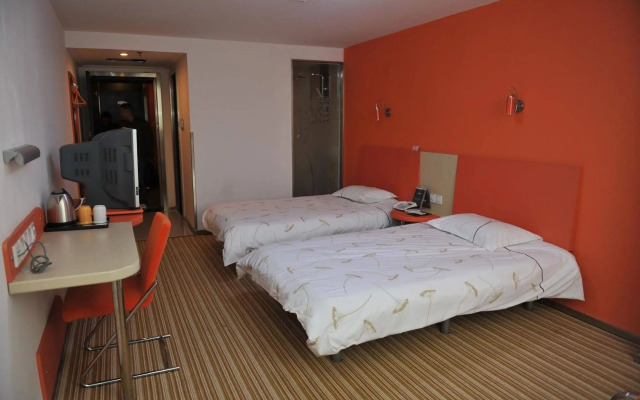 Motel 168