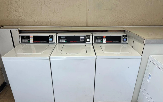 Travelodge by Wyndham Orlando / Heart of International Drive