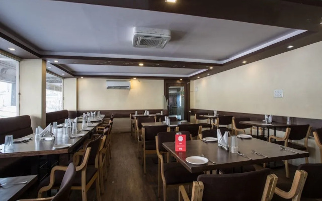 OYO 2760 Hotel Chanakya