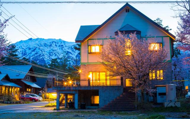 Seventh Heaven Hakuba Hotel