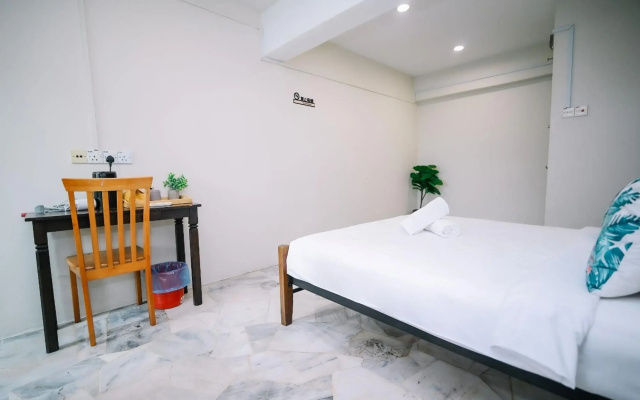 GS Golden Star Hotel