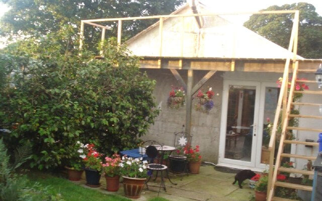 Plas Llangaffo Farmhouse