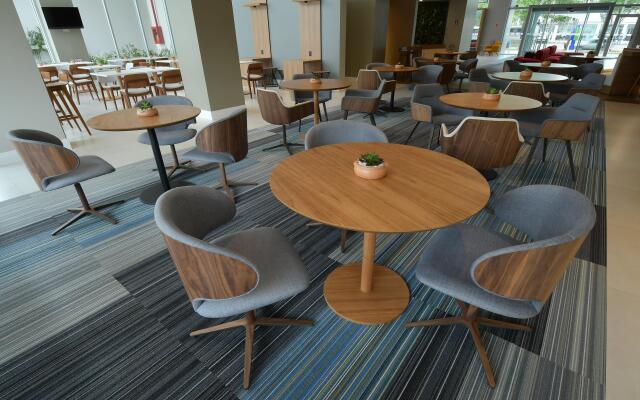 Holiday Inn Express Asuncion Aviadores by IHG