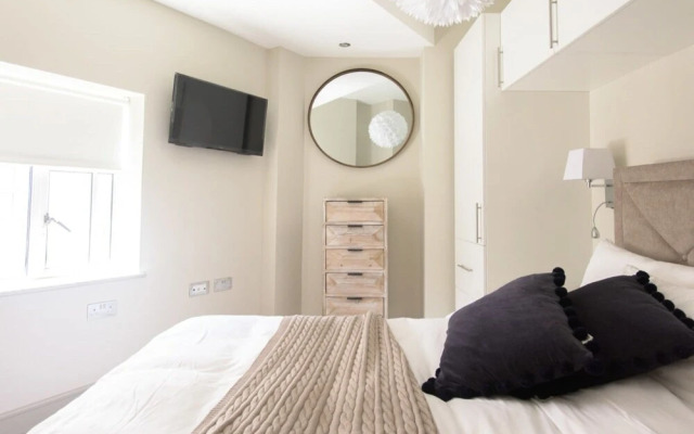 The Soho Loft - Elegant Modern 1bdr in Soho