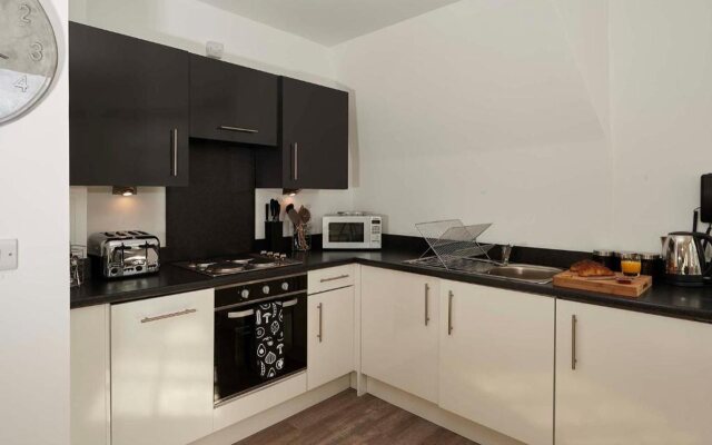 Braid Apartments by Mansley
