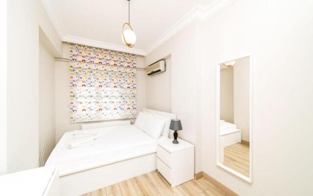 Delightful Flat With Shared Pool in Konyaalti