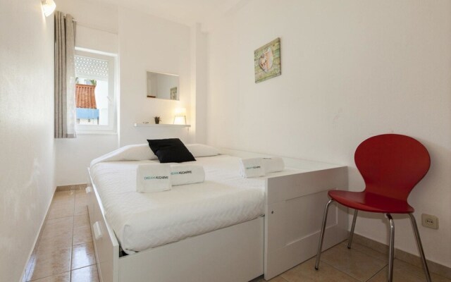 B23 - Rising Sun Apartment