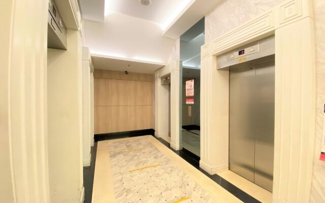 Mansion One Suites by OYO