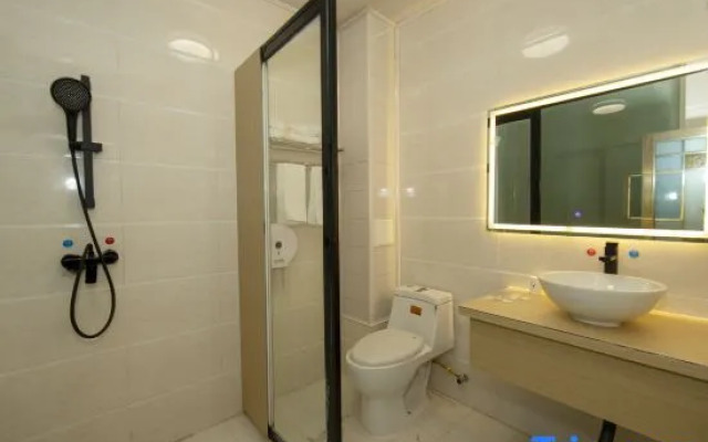 ManDan  Hostel