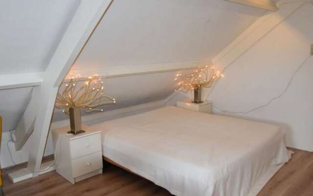 Holiday Home in Den Helder With Private Terrace and Garden