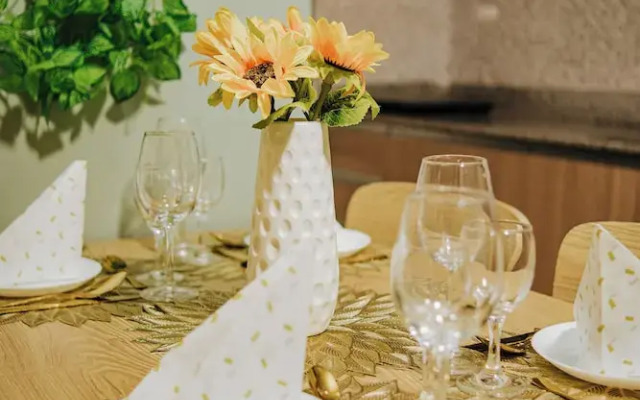 🌿 Stylish & Serene Stay in Davao City 🌿