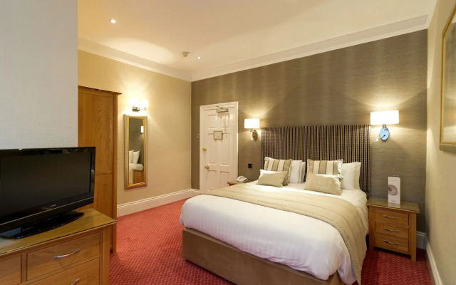 The Royal & Fortescue