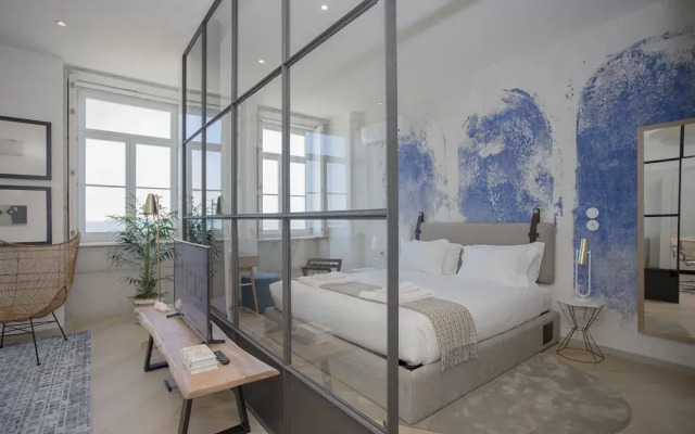 Liiiving-Luxury Beachfront Apartment III