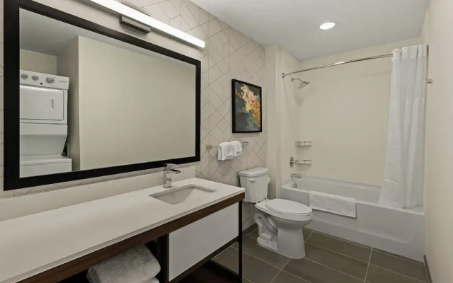 Everhome Suites Brownsville