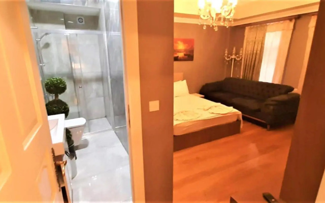 Valentine Suites Hotel