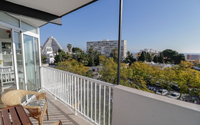 New, Sunny, Near The Beach With Sea Views