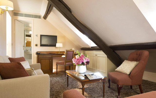 Hotel Queen Mary Paris