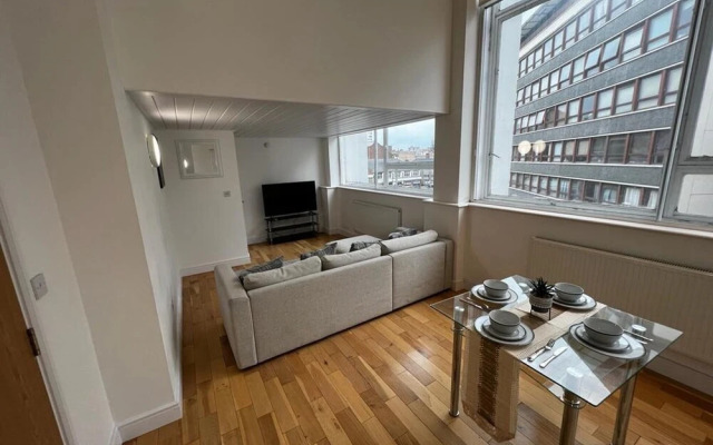Stunning 2-bed Apartment in Leicester With a gym