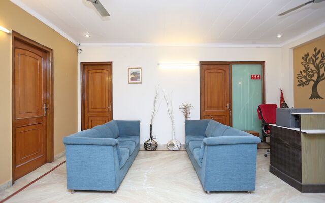 OYO 9581 Hotel Milan Inn