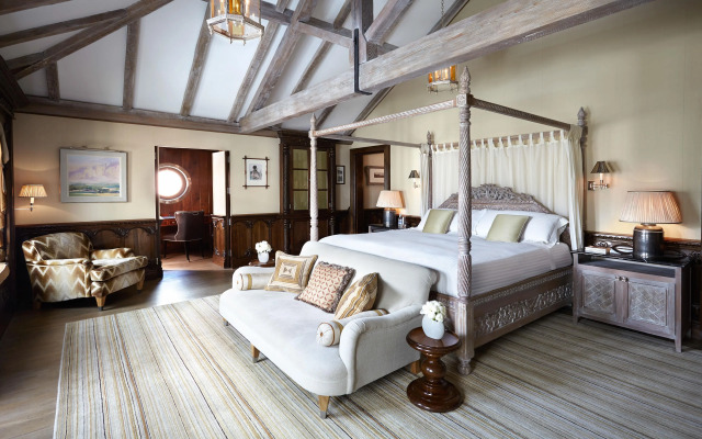 The Connaught, Maybourne