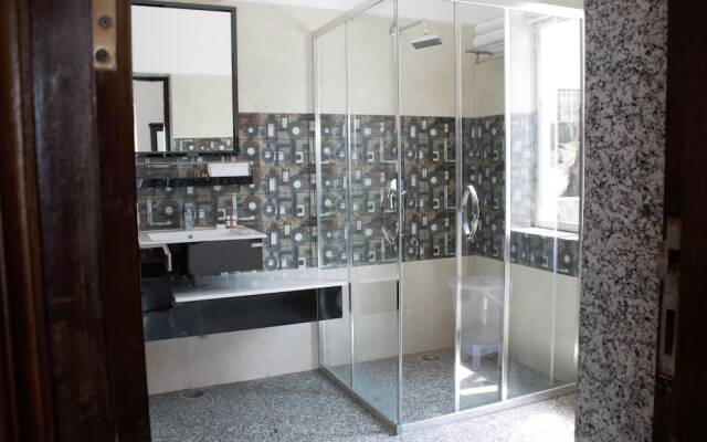 V Resorts Albert Lodge Mussoorie