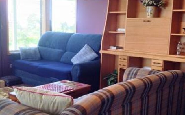 Channel Views Apartment