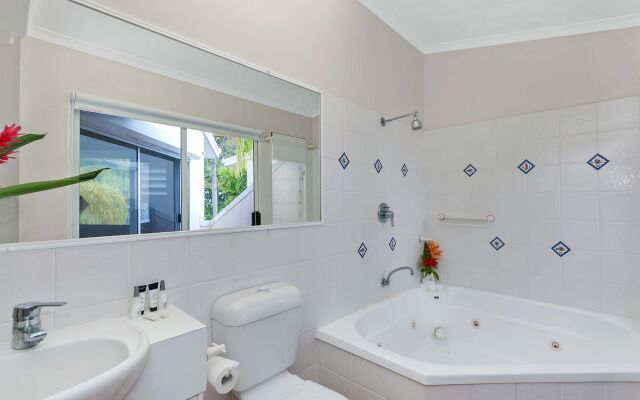 The Villas Palm Cove