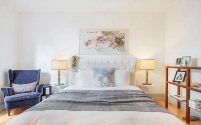 Beautiful and Stylish 5BR in the heart of Chiado