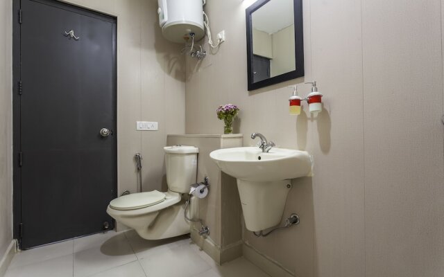 OYO Townhouse 004 Sector 51 Noida