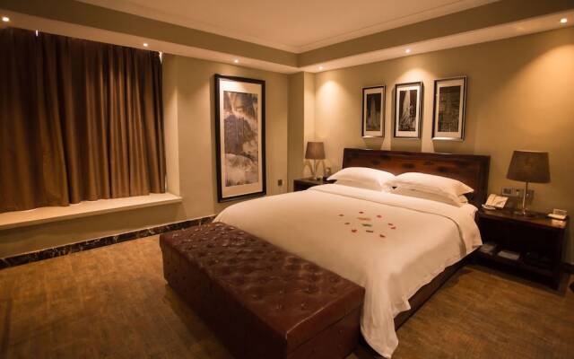 Century Boutique Hotel