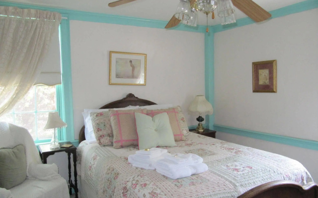 Williams Grant Inn Bed and Breakfast